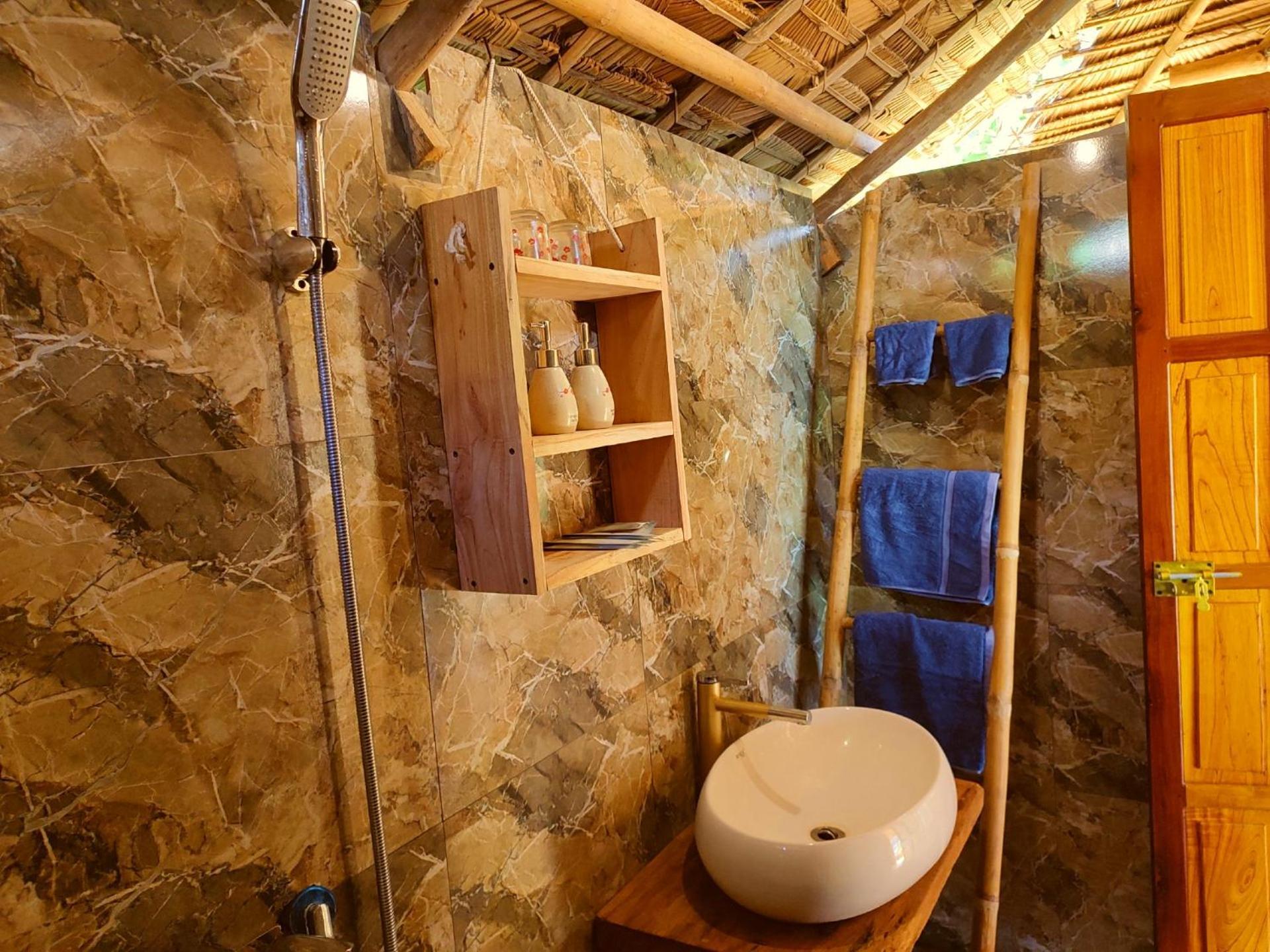 Pu Luong Homestay & Tours Huong Ba Thuoc Εξωτερικό φωτογραφία
